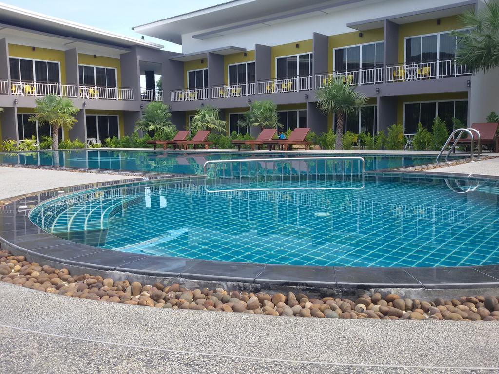 Gypsy Sea View Resort- Phi Phi Island מראה חיצוני תמונה
