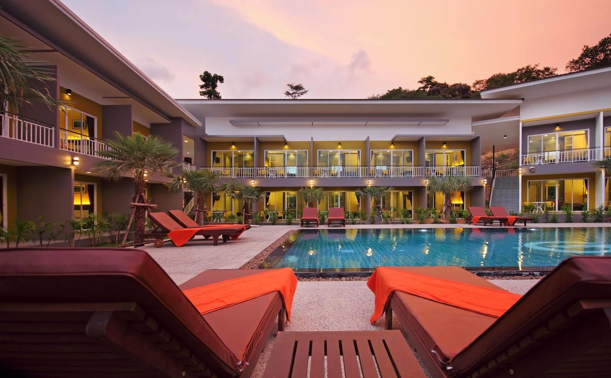 Gypsy Sea View Resort- Phi Phi Island מראה חיצוני תמונה