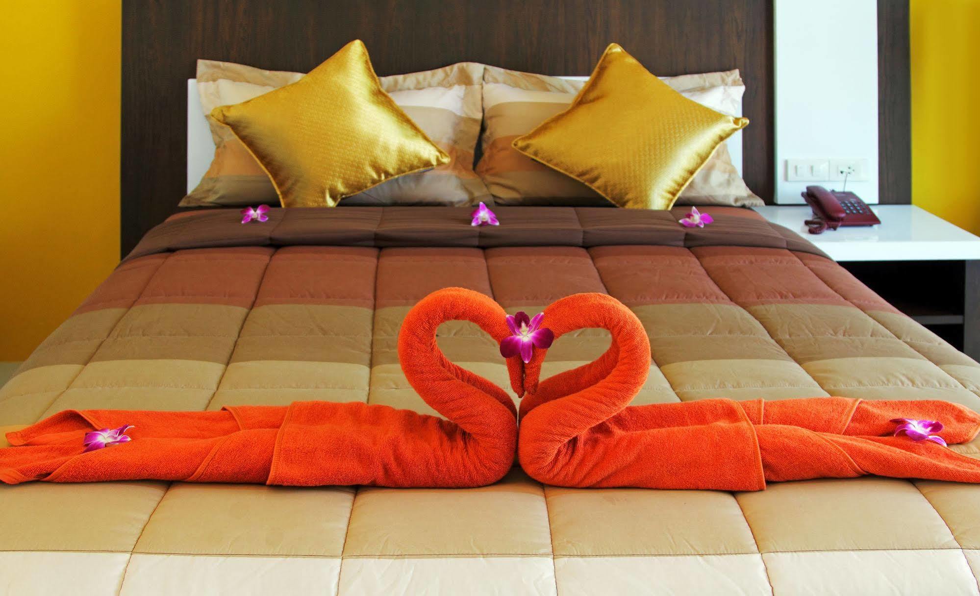 Gypsy Sea View Resort- Phi Phi Island מראה חיצוני תמונה