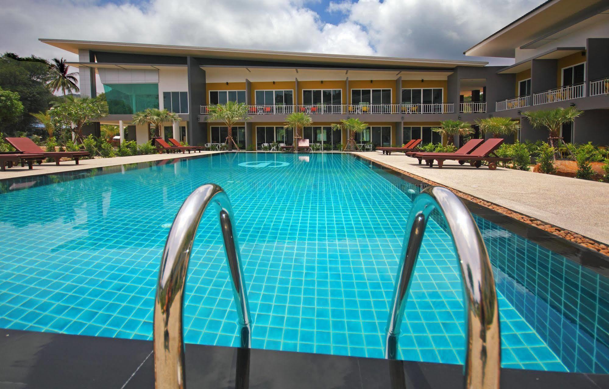Gypsy Sea View Resort- Phi Phi Island מראה חיצוני תמונה